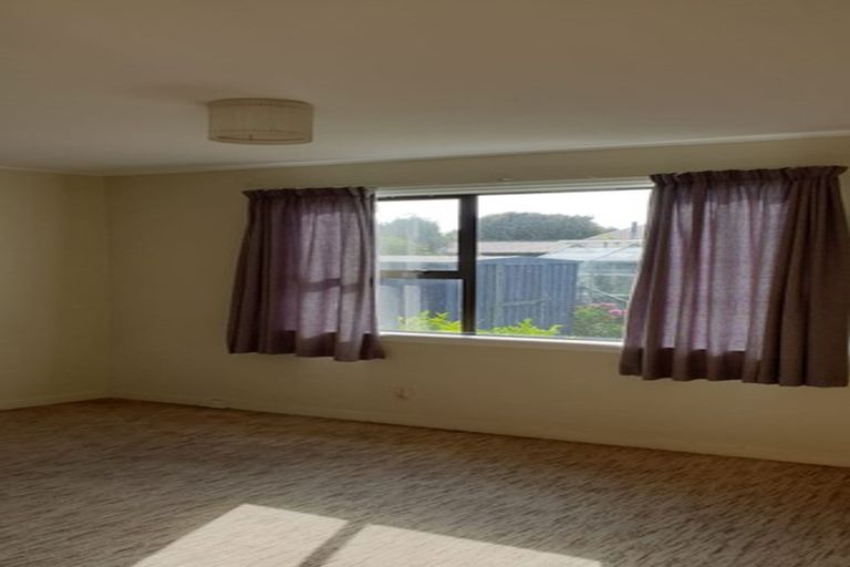 Photo of property in 70 Toorak Avenue, Avonhead, Christchurch, 8042
