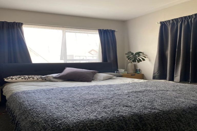 Photo of property in 2/129 Champion Street, Edgeware, Christchurch, 8013