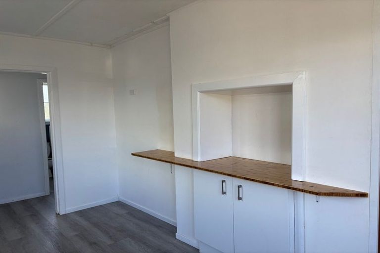 Photo of property in 4 Colvin Street, Westport, 7825