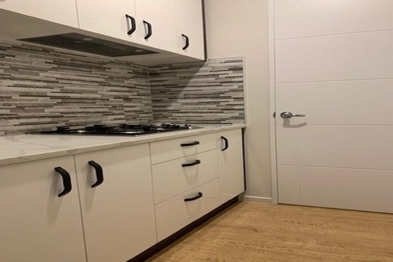 Photo of property in 51 Hikuawa Road, Flat Bush, Auckland, 2019