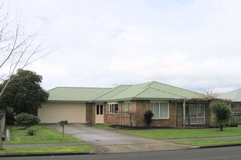 Photo of property in 23 Farnborough Drive, Nawton, Hamilton, 3200