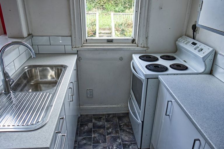 Photo of property in 15 Dee Street, Island Bay, Wellington, 6023