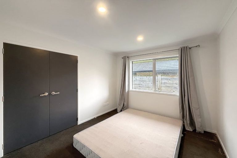 Photo of property in 7 Shearwater Lane, Whitby, Porirua, 5024