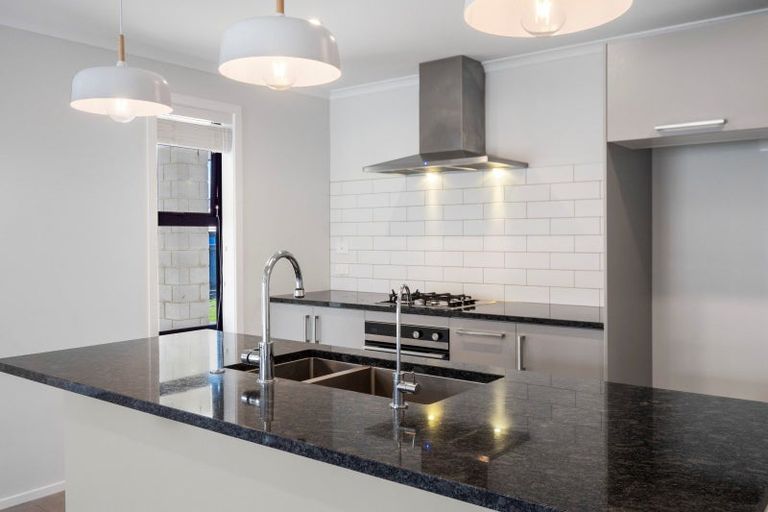 Photo of property in 6 Howie Rise, Te Puke, 3119