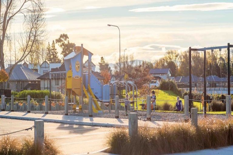 Photo of property in 2 Bastings Street, Kaiapoi, 7630