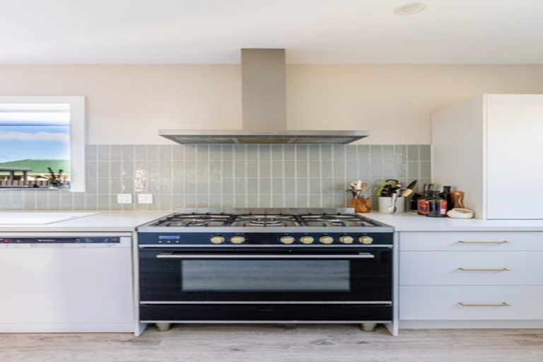 Photo of property in 825 Ferry Road, Woolston, Christchurch, 8023