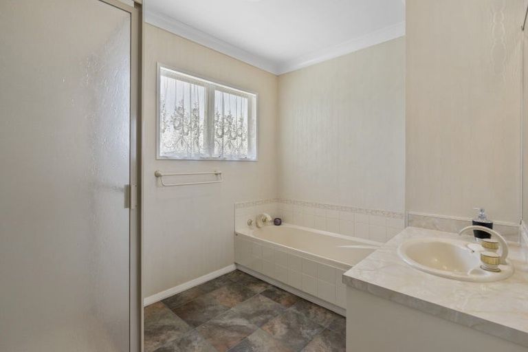 Photo of property in 330 Greenhill Drive, Te Awamutu, 3800