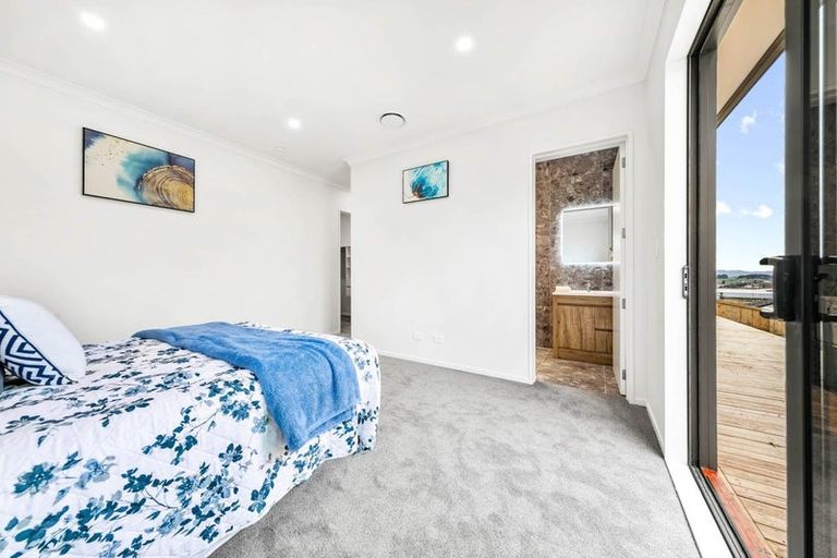 Photo of property in 18 Piedmonte Avenue, Pokeno, 2402