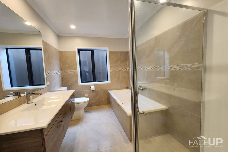 Photo of property in 28 Liquidambar Drive, Hobsonville, Auckland, 0616