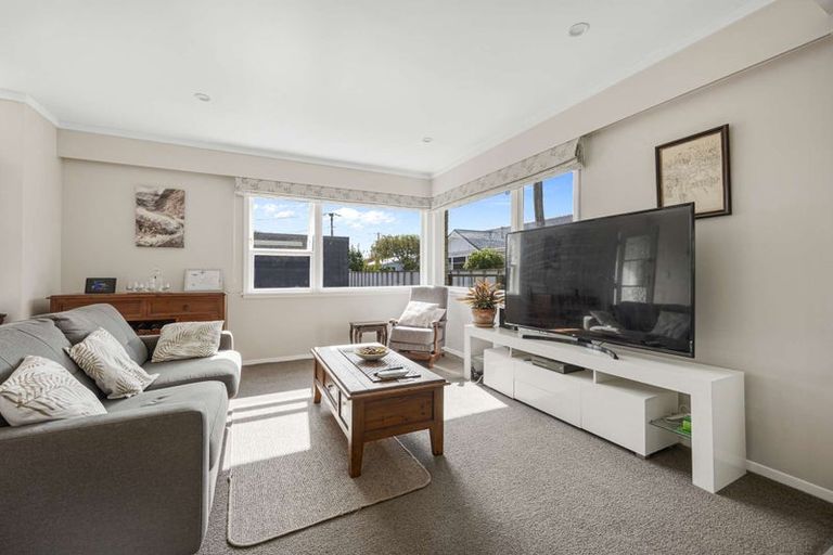 Photo of property in 1/8 Derwent Lee Grove, Epuni, Lower Hutt, 5011