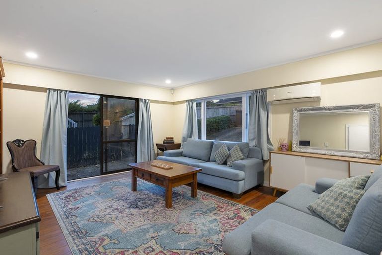 Photo of property in 91 Hutchinson Avenue, New Lynn, Auckland, 0600