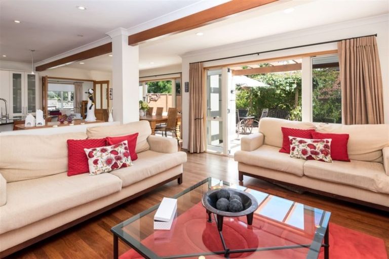 Photo of property in 41 Granger Road, Cockle Bay, Auckland, 2014