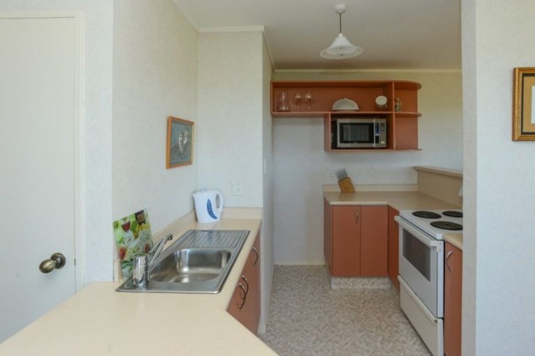 Photo of property in 1/89 Churchill Drive, Taradale, Napier, 4112