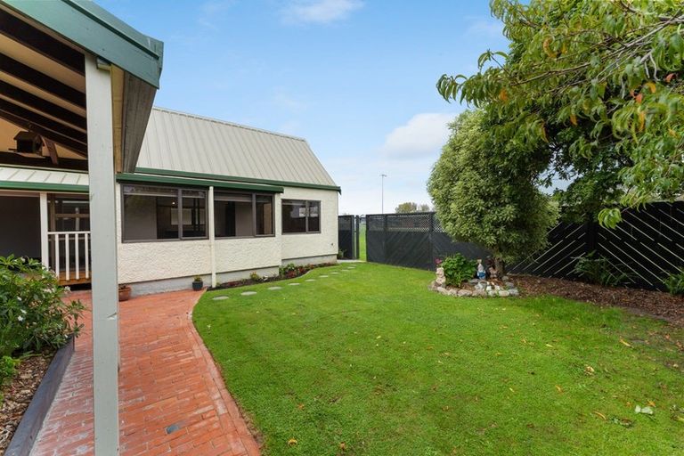 Photo of property in 29 Moyne Avenue, Milson, Palmerston North, 4414