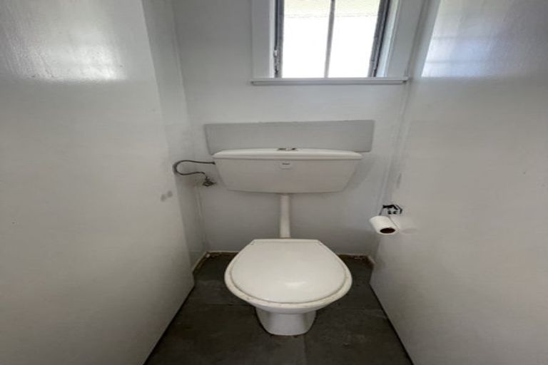Photo of property in 32 Edinburgh Avenue, Rosehill, Papakura, 2113