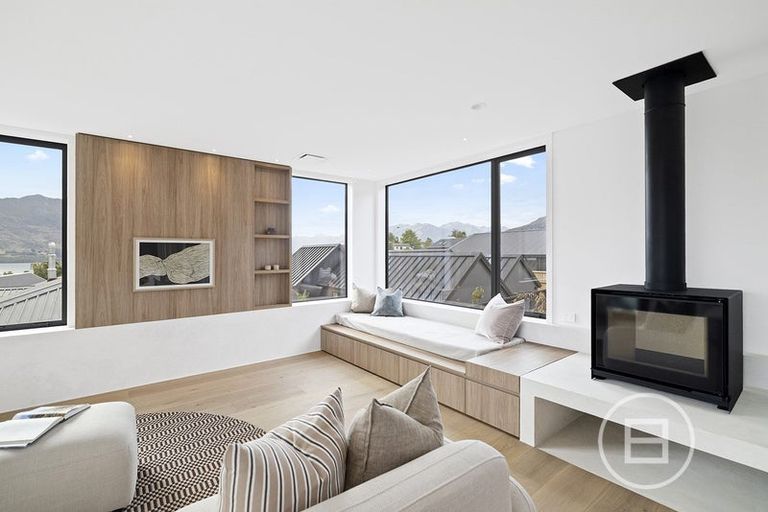 Photo of property in 98 Mills Road, Wanaka, 9305