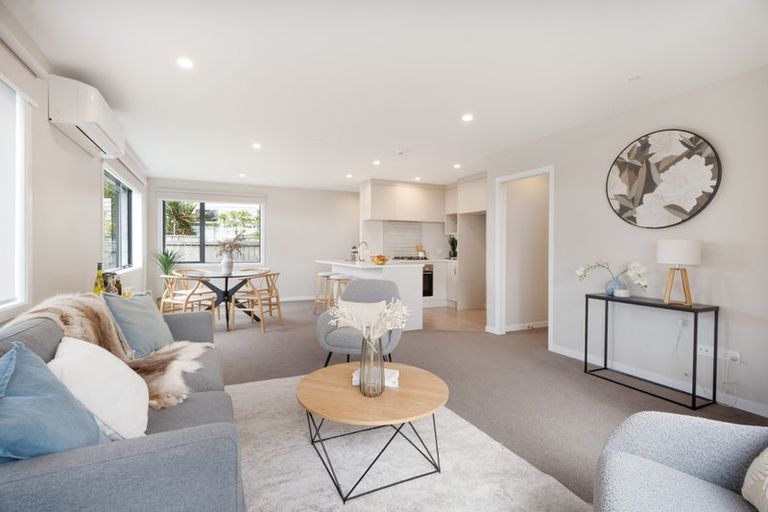 Photo of property in 29a Comber Place, Johnsonville, Wellington, 6037