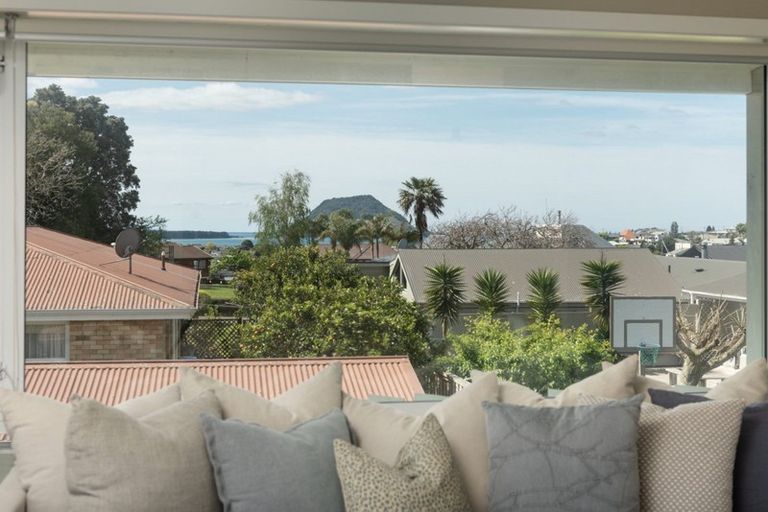 Photo of property in 27 Hillcrest Road, Otumoetai, Tauranga, 3110