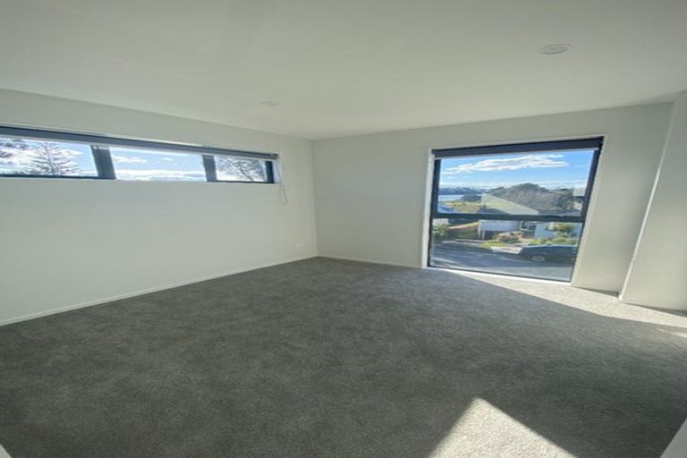 Photo of property in 1/39 Renata Crescent, Te Atatu Peninsula, Auckland, 0610