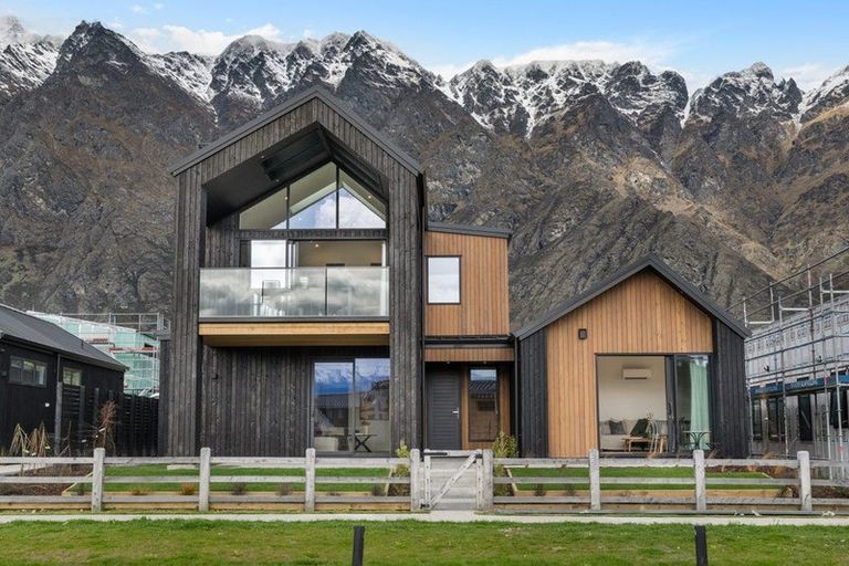 Photo of property in 4 Taurus Lane, Jacks Point, 9371