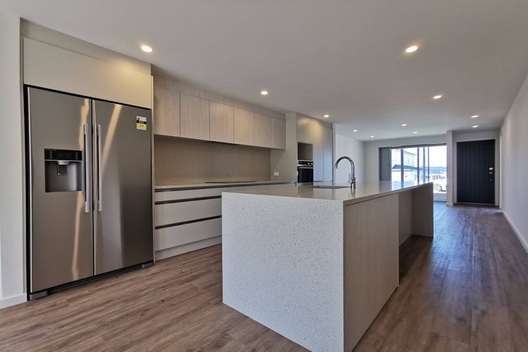 Photo of property in 15 Gunn Way, Hobsonville, Auckland, 0616