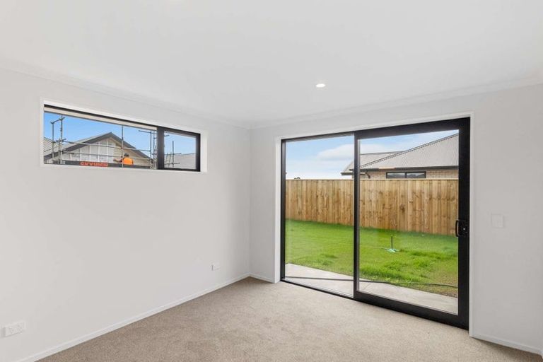 Photo of property in 25 Henshaw Street, Woodend, 7610
