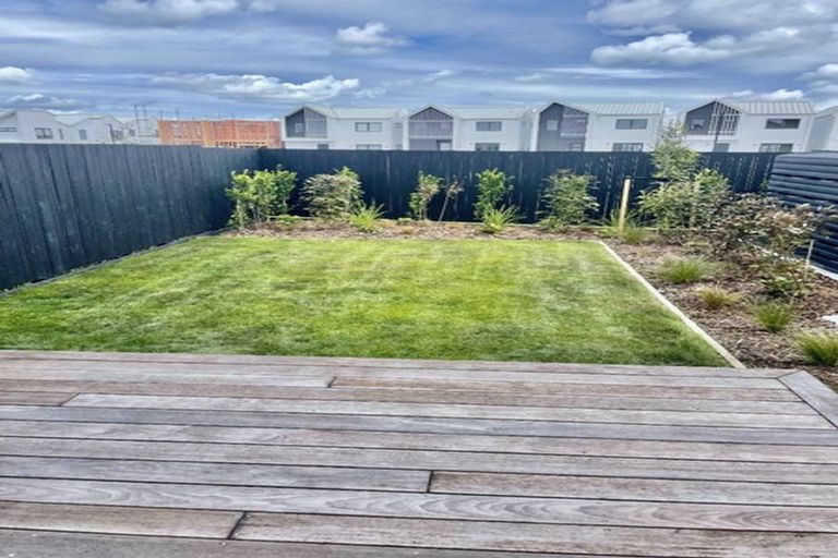Photo of property in 13 Sierra Pine Road, Hobsonville, 0616