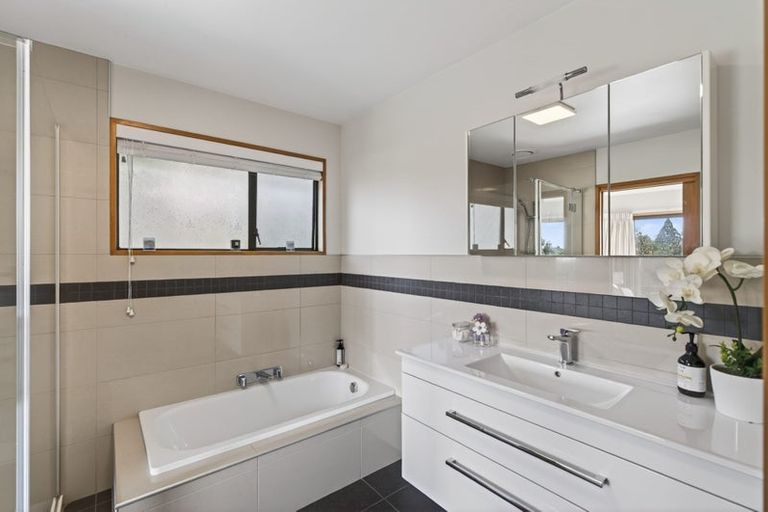 Photo of property in 10 Brickworks Lane, Huntsbury, Christchurch, 8022