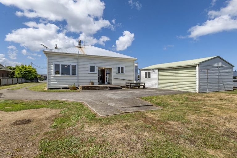 Photo of property in 247 Tawhiti Road, Hawera, 4672