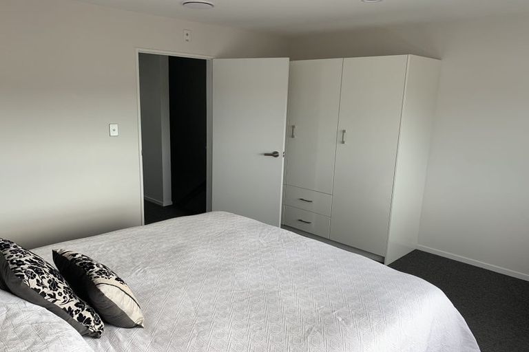 Photo of property in 60 Niu Lane, Te Atatu South, Auckland, 0610