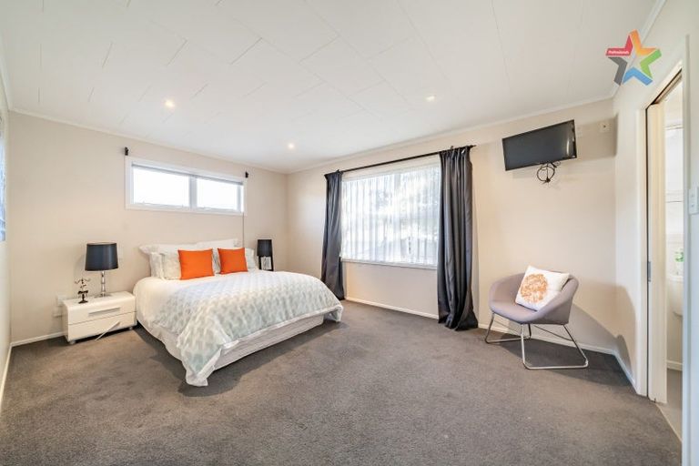 Photo of property in 11 Mimihau Grove, Wainuiomata, Lower Hutt, 5014