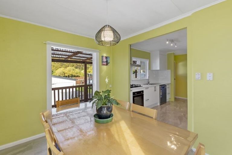 Photo of property in 15 Kowhai Street, Wainuiomata, Lower Hutt, 5014