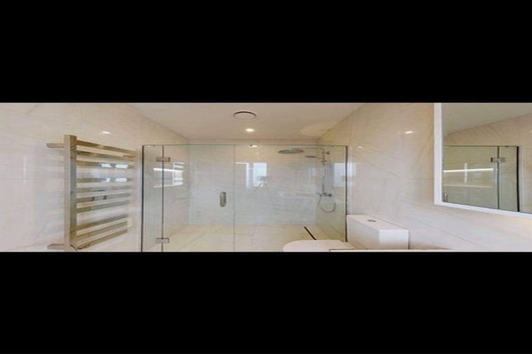 Photo of property in 12 John Britten Lane, Riccarton, Christchurch, 8011