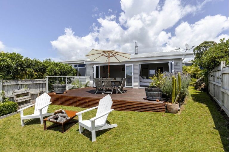 Photo of property in 56 Crownhill Street, Spotswood, New Plymouth, 4310