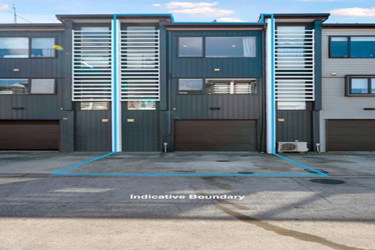 Photo of property in 34 Memorial Park Lane, Hobsonville, Auckland, 0618