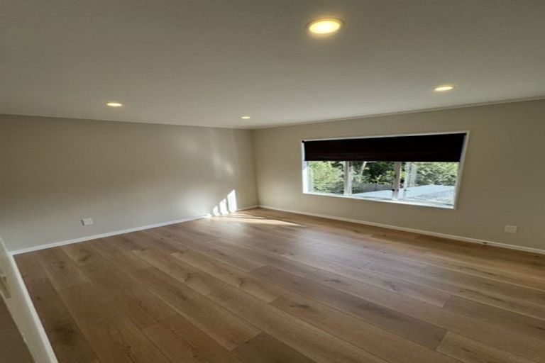 Photo of property in 81 Kemp Road, Massey, Auckland, 0614