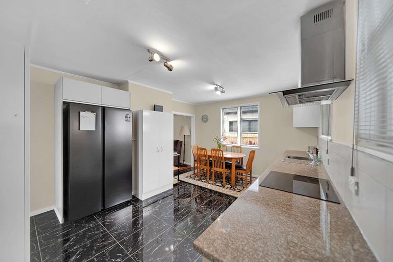Photo of property in 1/70 Huia Road, Papatoetoe, Auckland, 2025