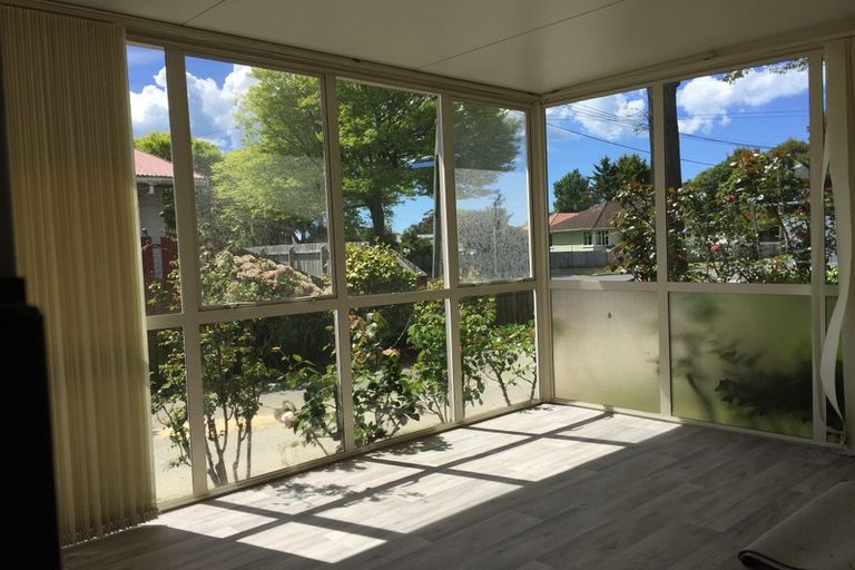 Photo of property in 2/47 Emmett Street, Shirley, Christchurch, 8013