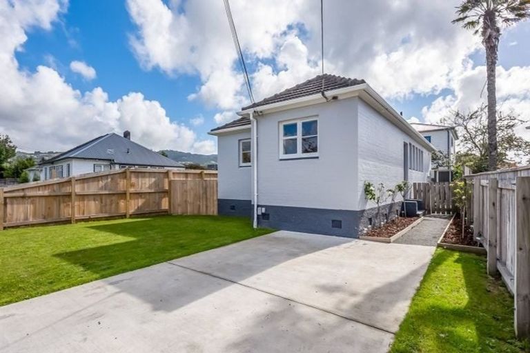Photo of property in 21b Hall Crescent, Epuni, Lower Hutt, 5011