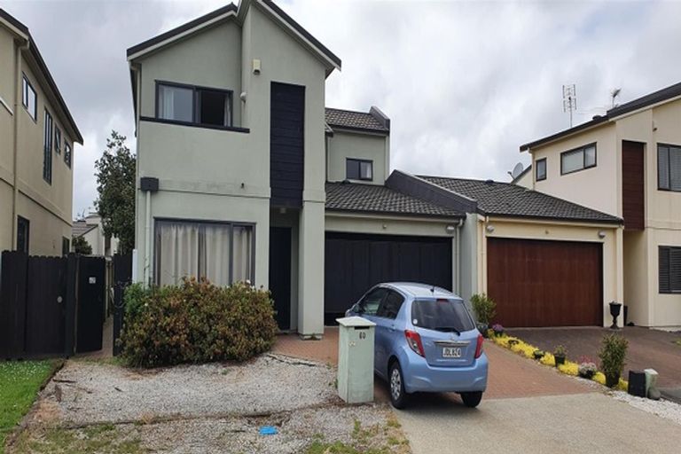 Photo of property in 60 Tiger Drive, Golflands, Auckland, 2013