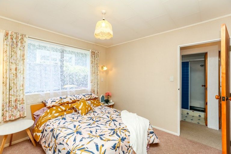 Photo of property in 13 Karamu Street, Strandon, New Plymouth, 4312