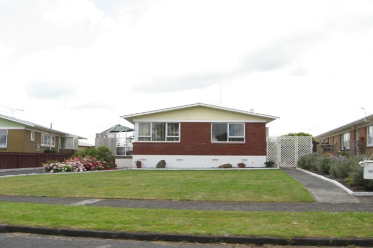 Photo of property in 20 Garden Terrace, Pukekohe, 2120