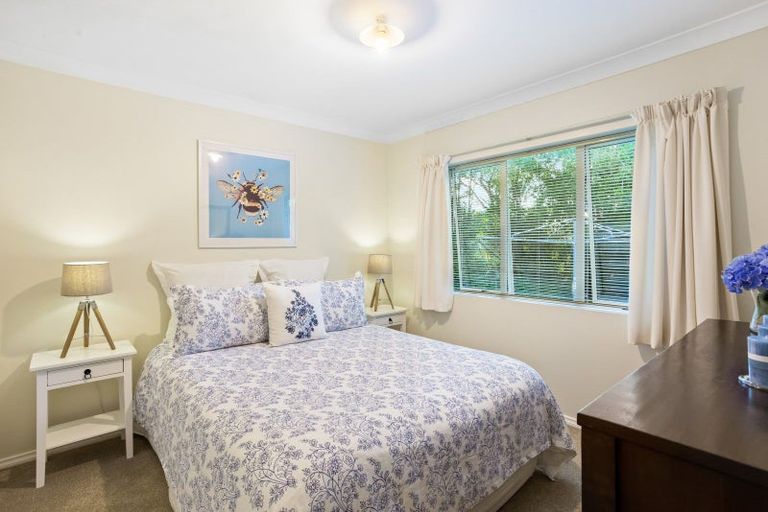 Photo of property in 26 Clifford Road, Pukekohe, 2678