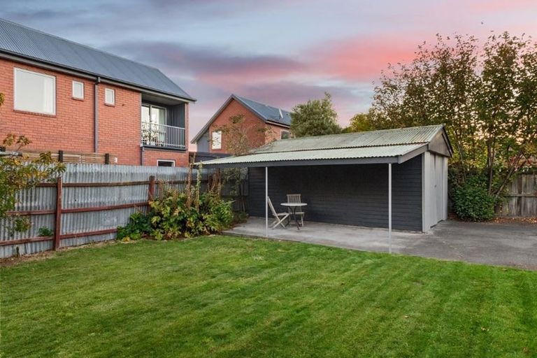 Photo of property in 2/6 Brougham Street, Addington, Christchurch, 8024