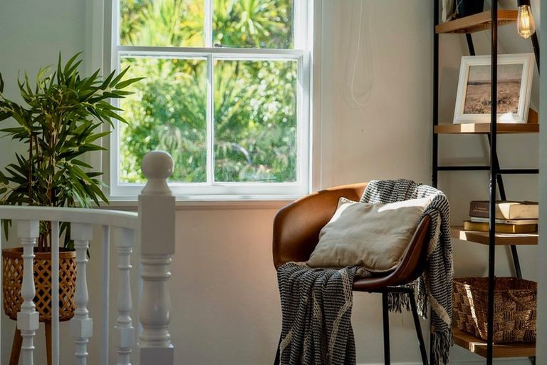 Photo of property in 5 Plateau Road, Te Marua, Upper Hutt, 5018