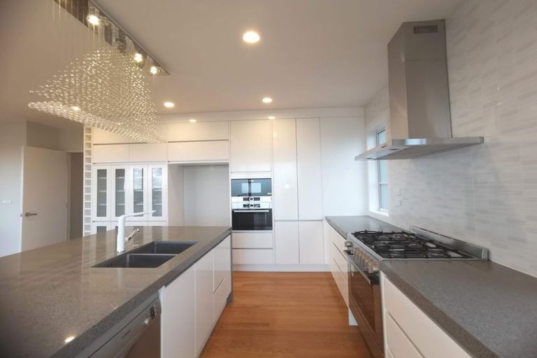 Photo of property in 1004a East Coast Road, Northcross, Auckland, 0630