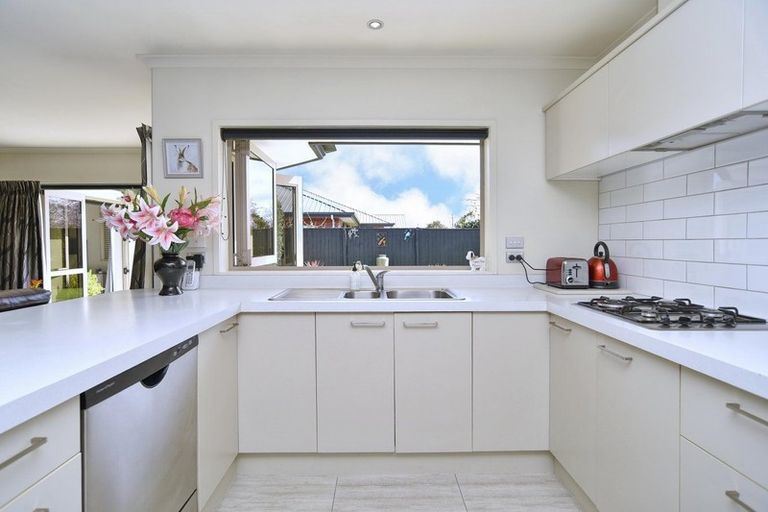 Photo of property in 32 O'neill Avenue, Northwood, Christchurch, 8051