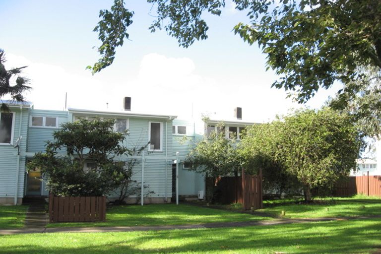 Photo of property in 4 Largo Lane, Otara, Auckland, 2023