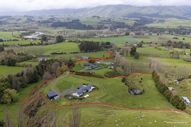 Photo of property in 1030d Valley Road, Ashhurst, 4884
