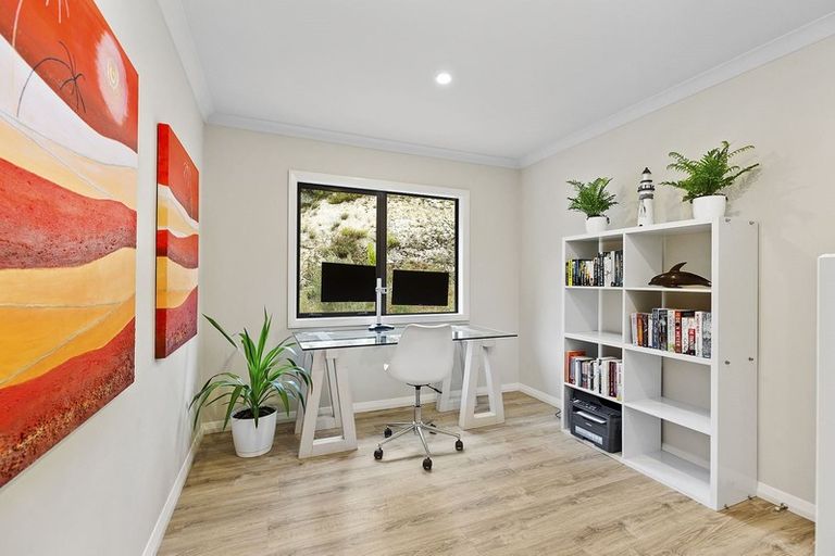 Photo of property in 499 South Makara Road, Makara, Karori, 6972